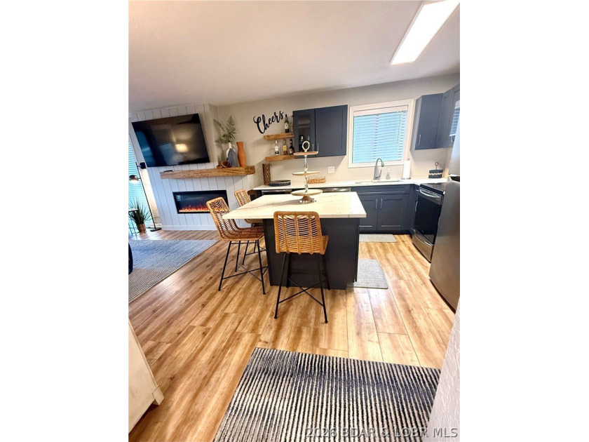 LUXURY LAKEFRONT WALK-IN LEVEL 12x28 SLIP + NEXT TO POINT POOL! - photo 13