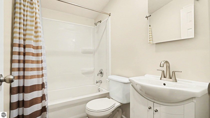 Retirement home, Family Getaway, Permanent residence? I - photo 14