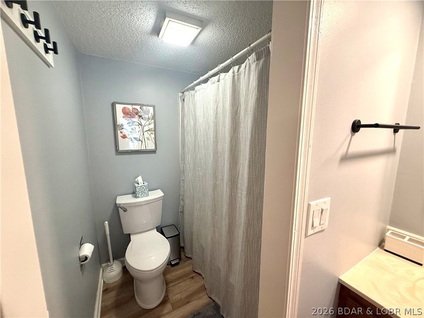 LUXURY LAKEFRONT WALK-IN LEVEL 12x28 SLIP + NEXT TO POINT POOL! - photo 16