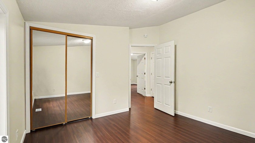 Retirement home, Family Getaway, Permanent residence? I - photo 24