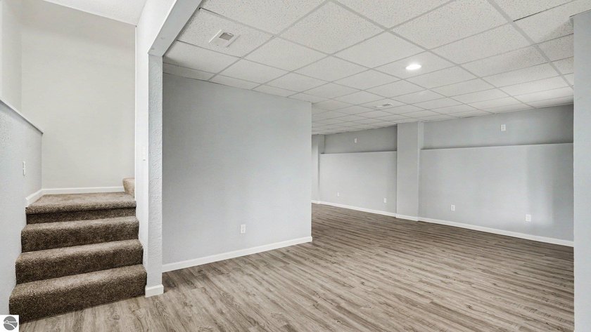 Retirement home, Family Getaway, Permanent residence? I - photo 27