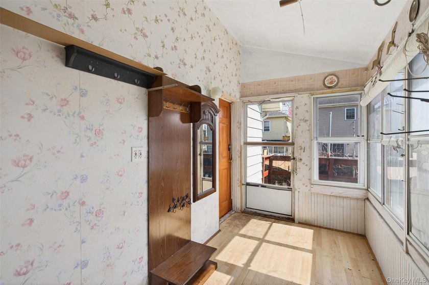Welcome to this charming 2 bedroom, 1 bath Cape Cod located in - photo 3