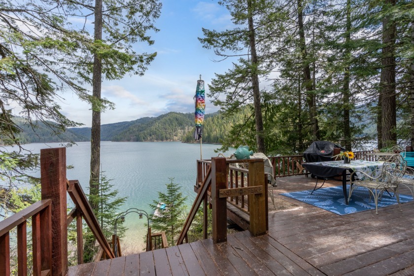 Waterfront cabin on Bead Lake SOLD - photo 14