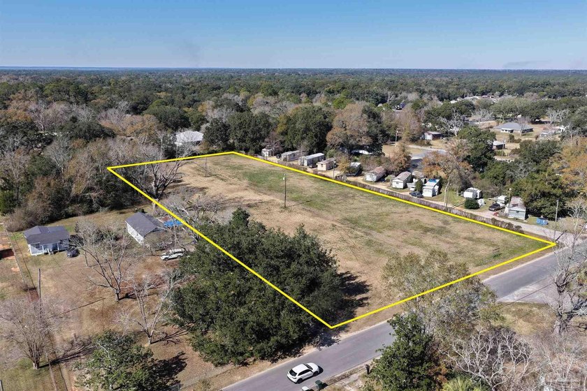 Endless possibilities with this land!! It has been previously - photo 8