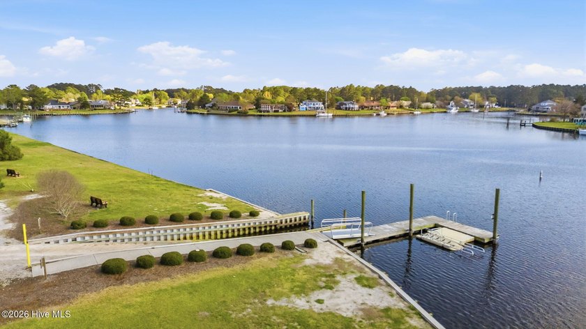 Motivated Seller--bring your offer! This beautifully maintained - photo 40