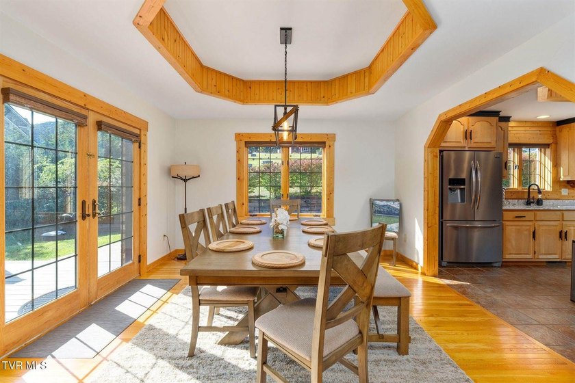 Escape to your own private lakefront sanctuary with nearly 5,000 - photo 20