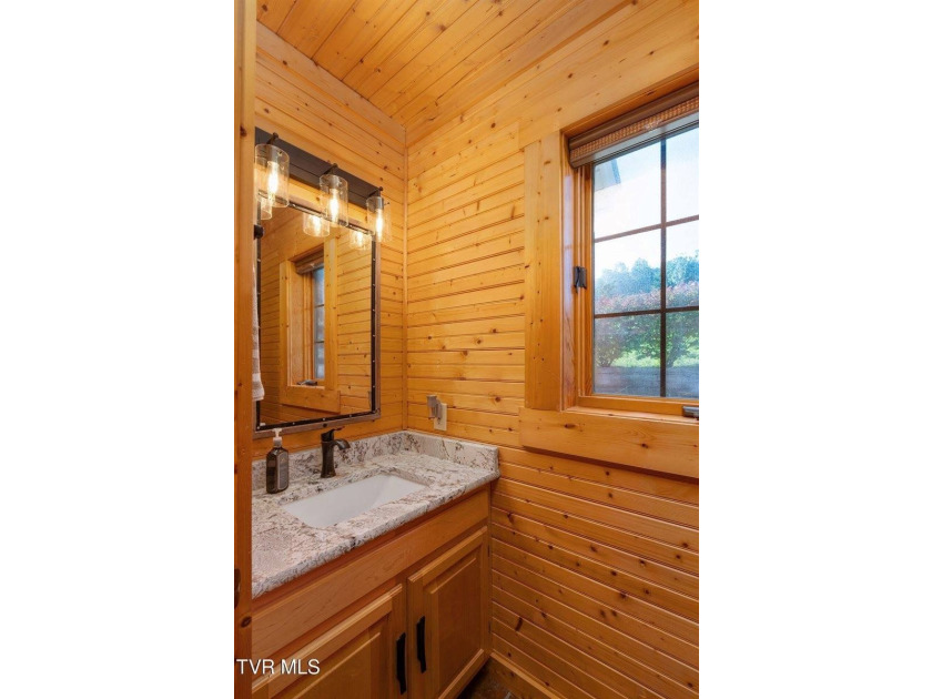 Escape to your own private lakefront sanctuary with nearly 5,000 - photo 33