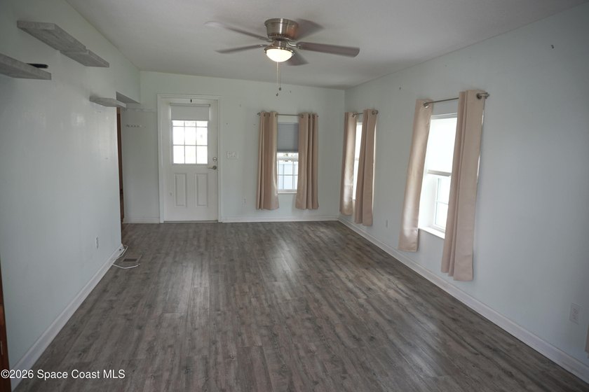 2 bedroom 2 bathroom home with complete wheelchair accessibility - photo 6