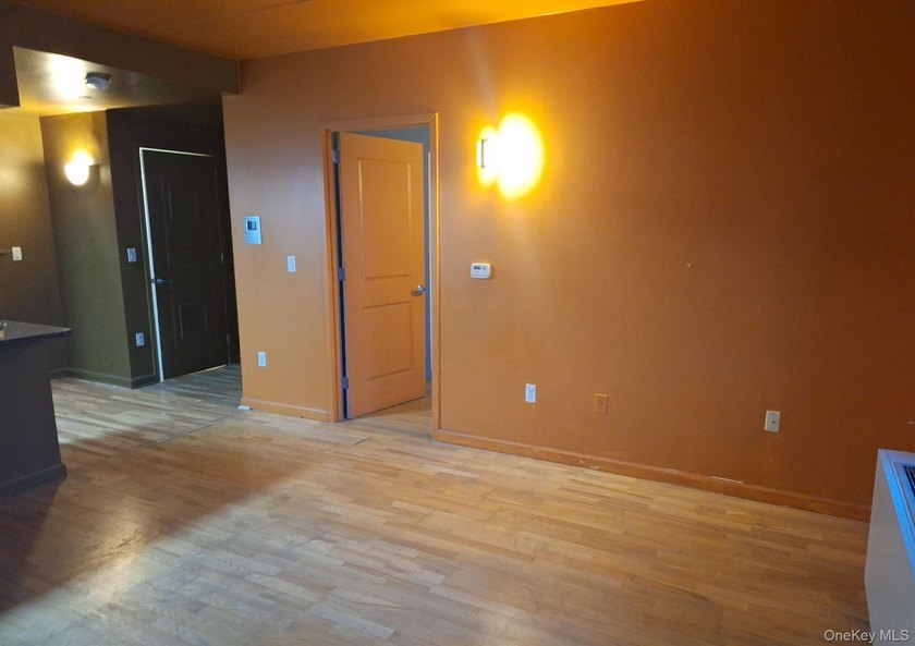 1 Bedroom co-op style apartment in the beautiful General Colin - photo 7
