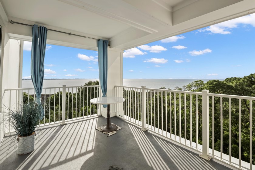The buyer's condo did not close, so this contract fell through - photo 7