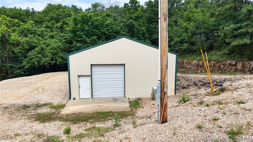 Rare opportunity to own approximately 1 acre with 150 feet of - photo 11