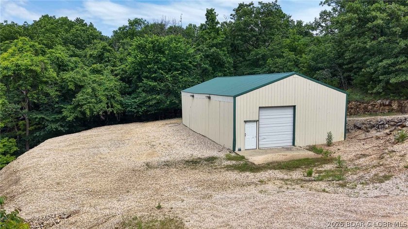 Rare opportunity to own approximately 1 acre with 150 feet of - photo 14