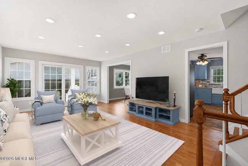 Welcome to this beautifully maintained and thoughtfully enhanced - photo 32