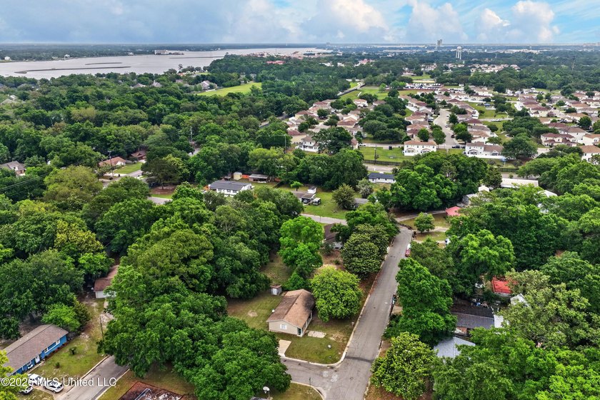 Are you looking for your next investment or next place to call - photo 22