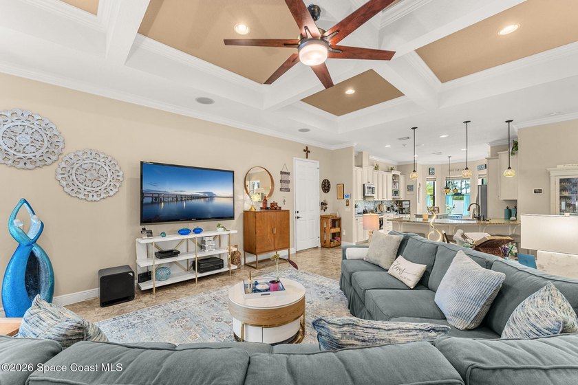 ONE OF A KIND! Space, privacy, and flexibility--all under one - photo 7