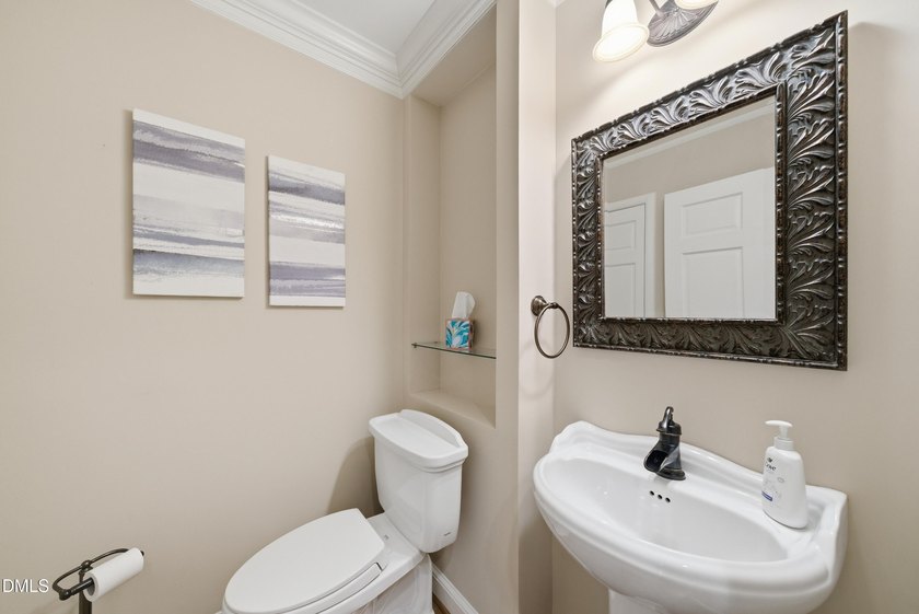 Rare Single-Story Ranch | Hope Valley Country Club. Few - photo 12