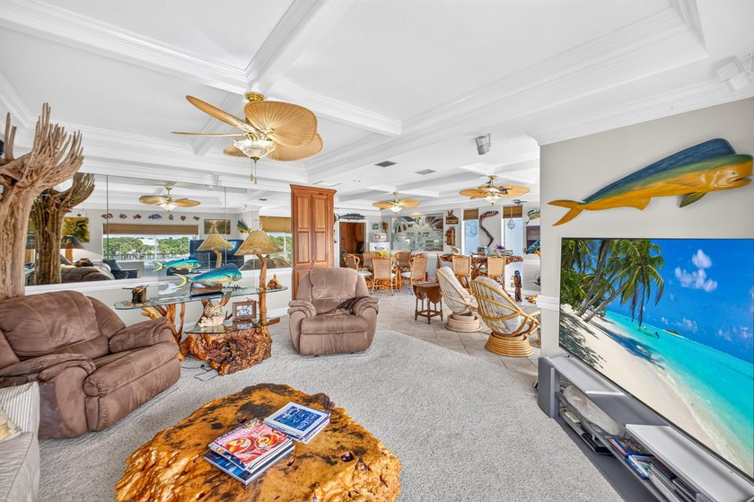 PENTHOUSE - FURNISHED- BOAT SLIP - HARBOR VIEWS! DEEDED BEACH - photo 30