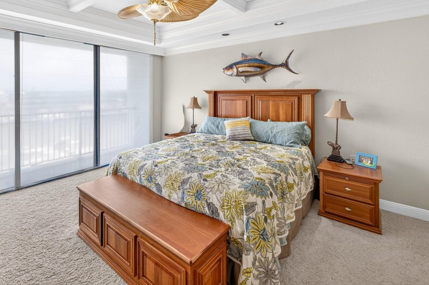 PENTHOUSE - FURNISHED- BOAT SLIP - HARBOR VIEWS! DEEDED BEACH - photo 32