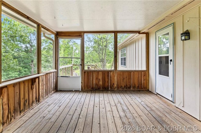 Conveniently located near town on paved road is a nicely done 2 - photo 14