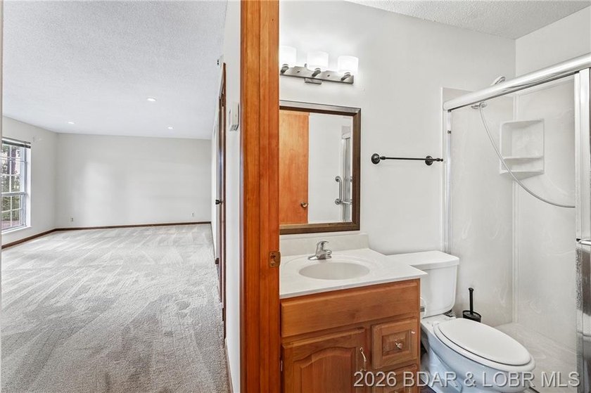 Conveniently located near town on paved road is a nicely done 2 - photo 25
