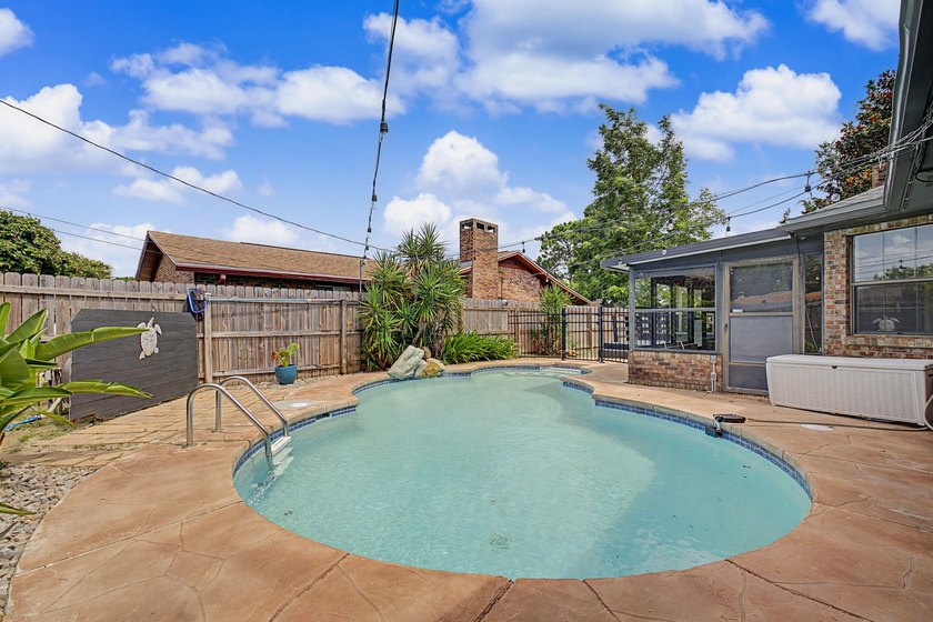 **3.875% VA Assumable Loan!** Live close to the beach, close to - photo 38