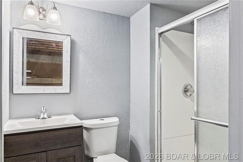 Conveniently located near town on paved road is a nicely done 2 - photo 40