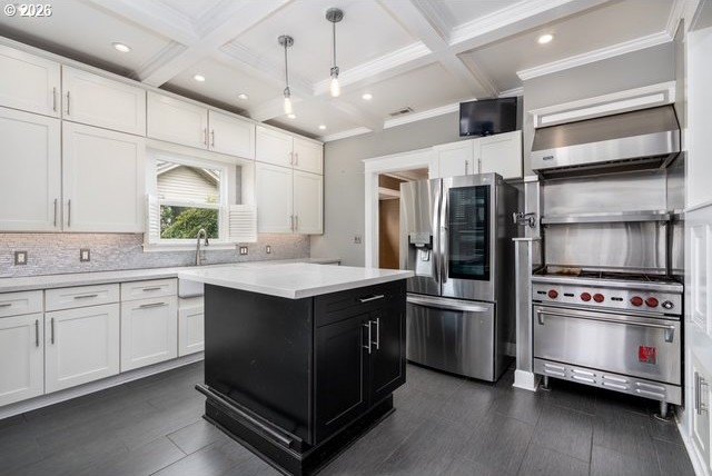 Perched above the Willamette River, this timeless Craftsman - photo 11