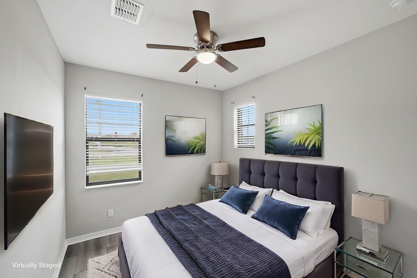 Welcome to this spacious 4-bedroom, 2-bathroom townhome built in - photo 28