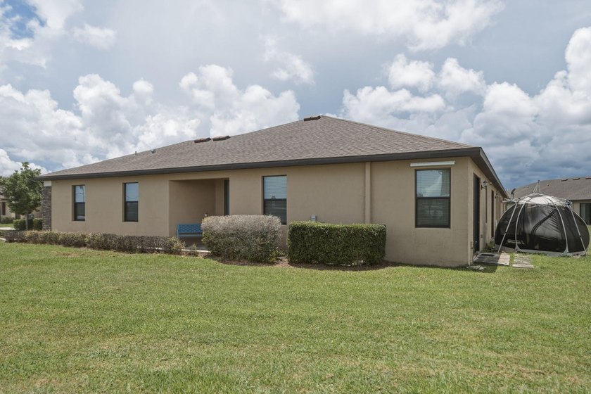 Welcome to this spacious 4-bedroom, 2-bathroom townhome built in - photo 33