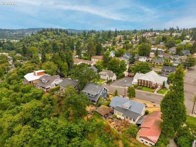 Perched above the Willamette River, this timeless Craftsman - photo 45