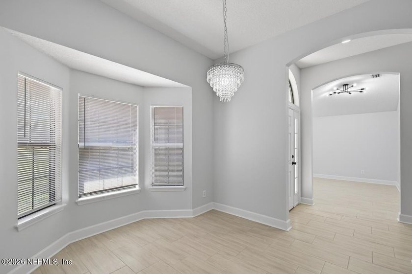 Welcome to this beautifully renovated 3-bedroom, 2-bath home - photo 11