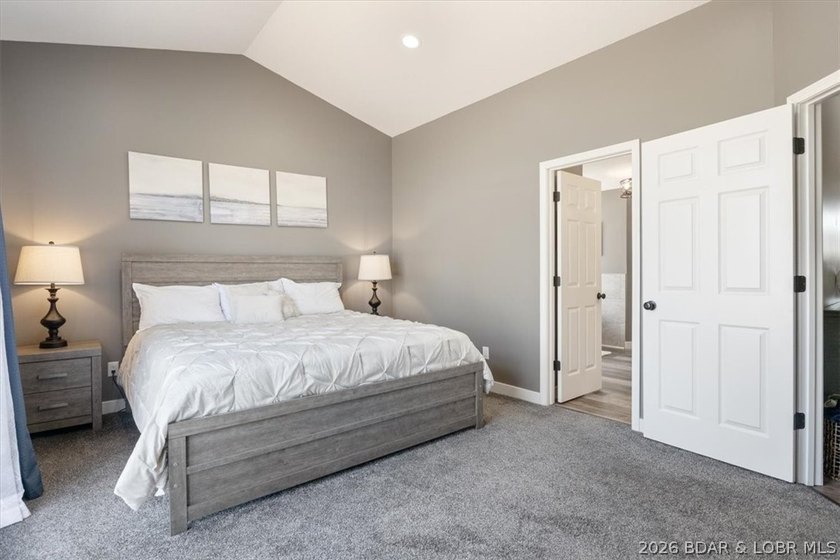 Updated, turnkey, and fully furnished, this beautifully - photo 19