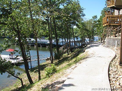 Beautiful maintenance-free living in this 1524 sq. ft. home with - photo 23