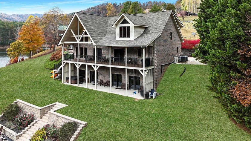 Escape to your own private lakefront sanctuary with nearly 5,000 - photo 3