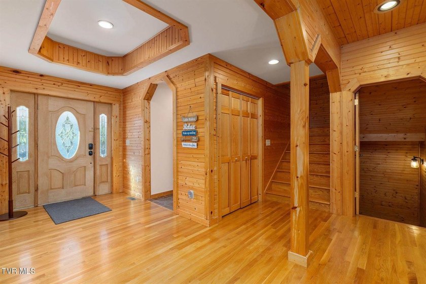 Escape to your own private lakefront sanctuary with nearly 5,000 - photo 8