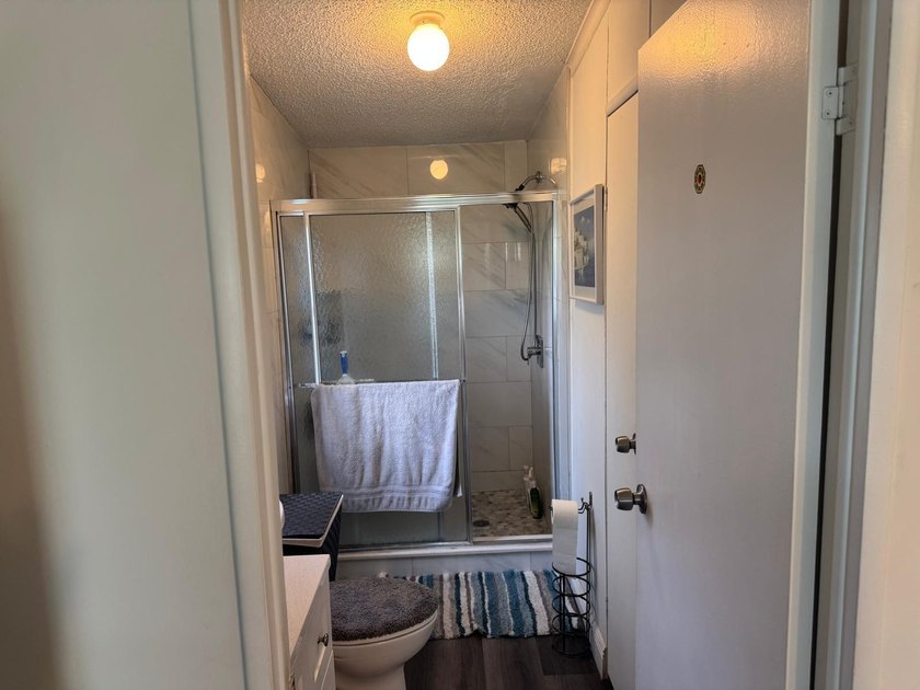 Excellent Manufactured Modular Mobile Home. The house is located - photo 19