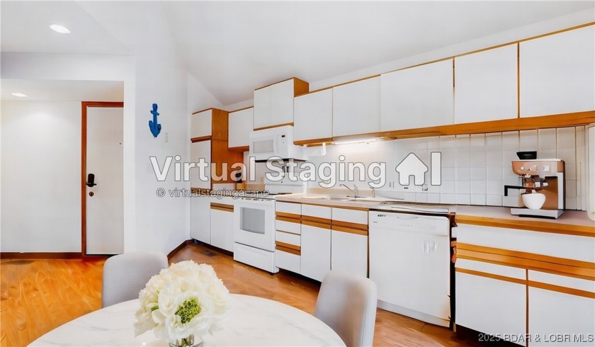 Beautiful maintenance-free living in this 1524 sq. ft. home with - photo 6