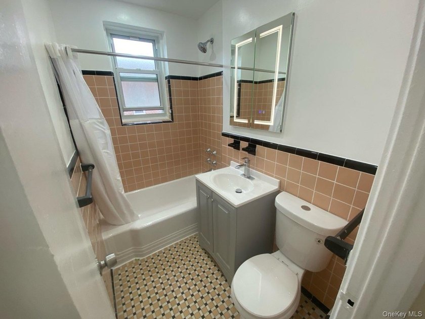 TOP FLOOR unit in the quiet gated community of Cathedral Gardens - photo 14