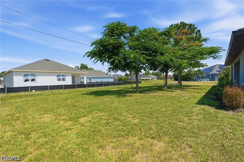 NEWER CONSTRUCTION HOME IN BURNT STORE VILLAGE | 4 BEDROOMS + - photo 25