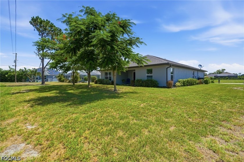 NEWER CONSTRUCTION HOME IN BURNT STORE VILLAGE | 4 BEDROOMS + - photo 28