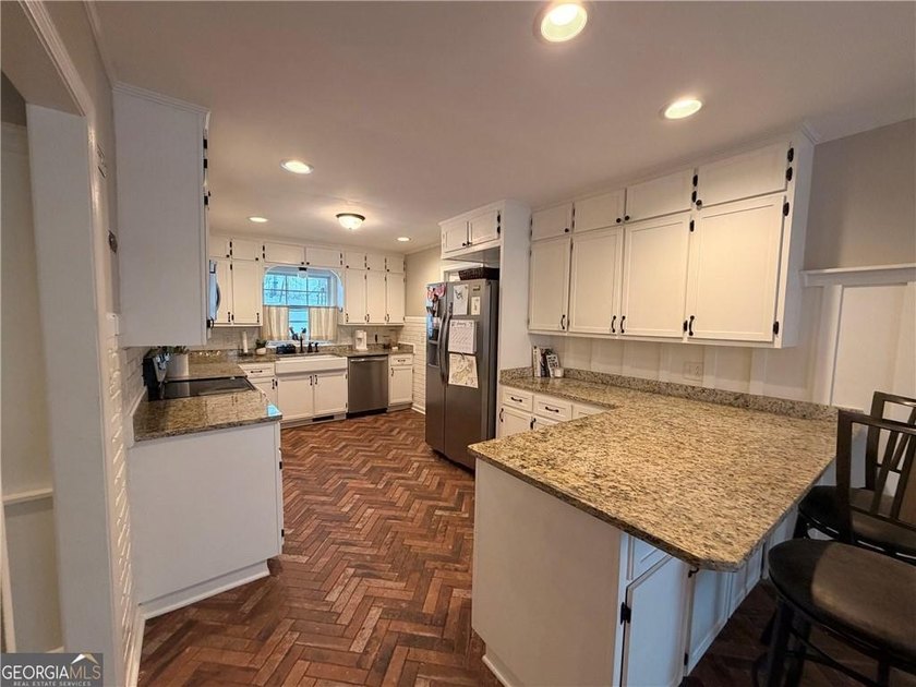 This home is CHARMING and is located in the sought after River - photo 5