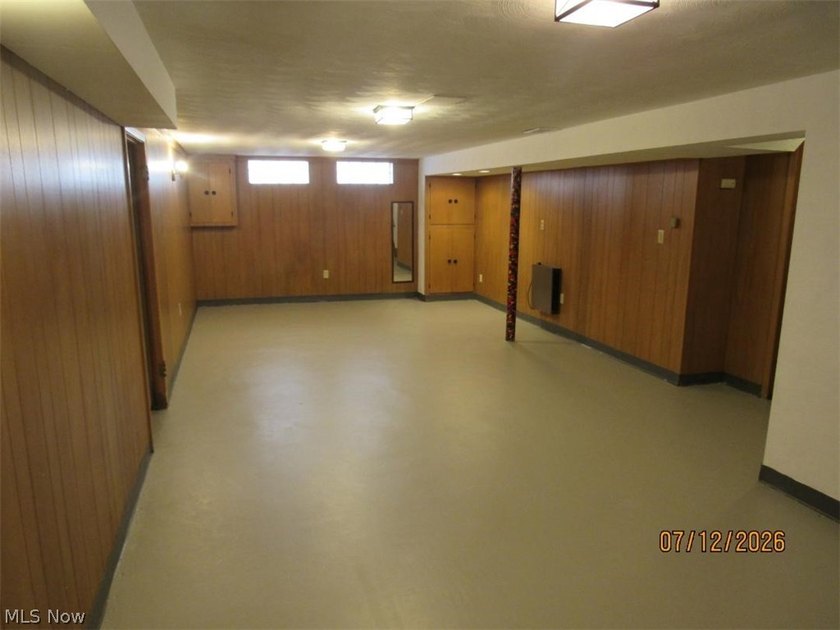 Move in condition. Nothing to do but turn the key and move into - photo 13