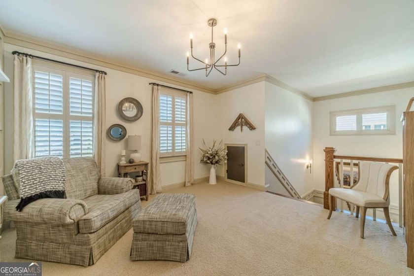 Welcome home to this beautifully designed residence offering - photo 41