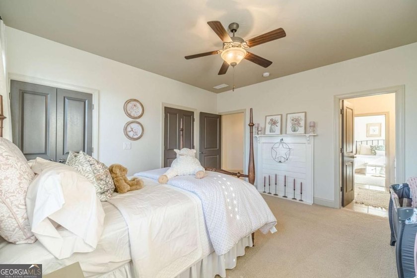 Welcome home to this beautifully designed residence offering - photo 50