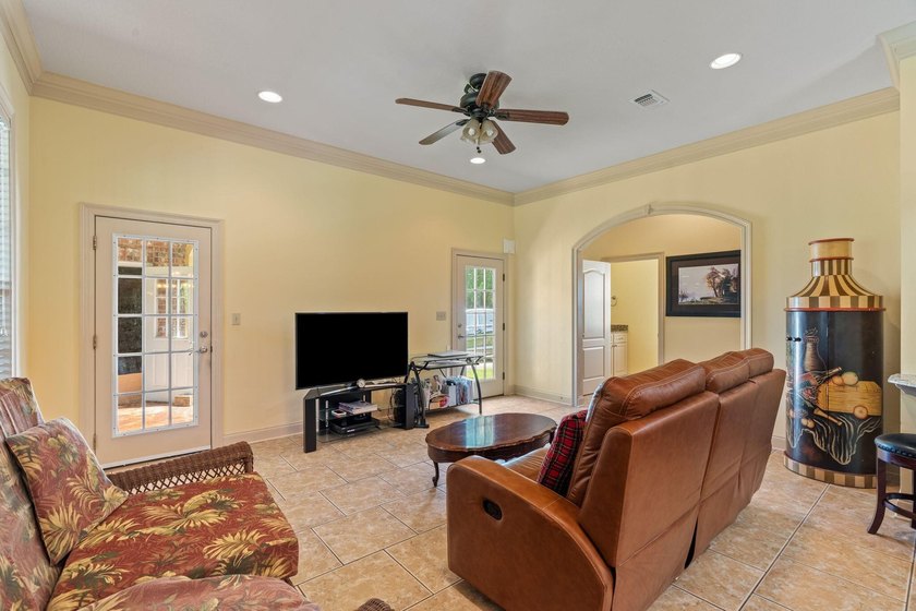 Magnificent Country Estate on 13 Acres with a Pond...Experience - photo 21