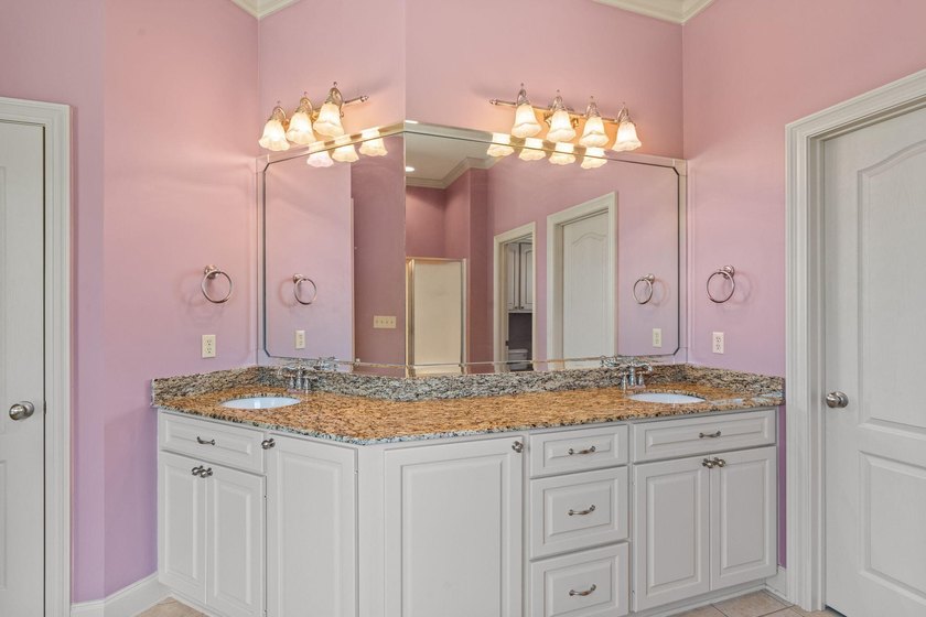 Magnificent Country Estate on 13 Acres with a Pond...Experience - photo 28