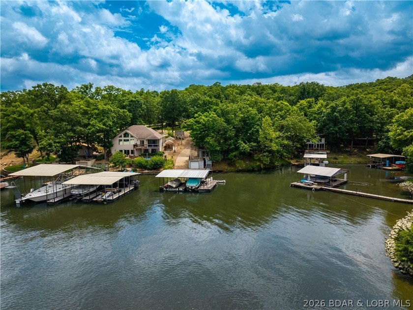 This is one of those homes that's almost impossible to find - photo 33