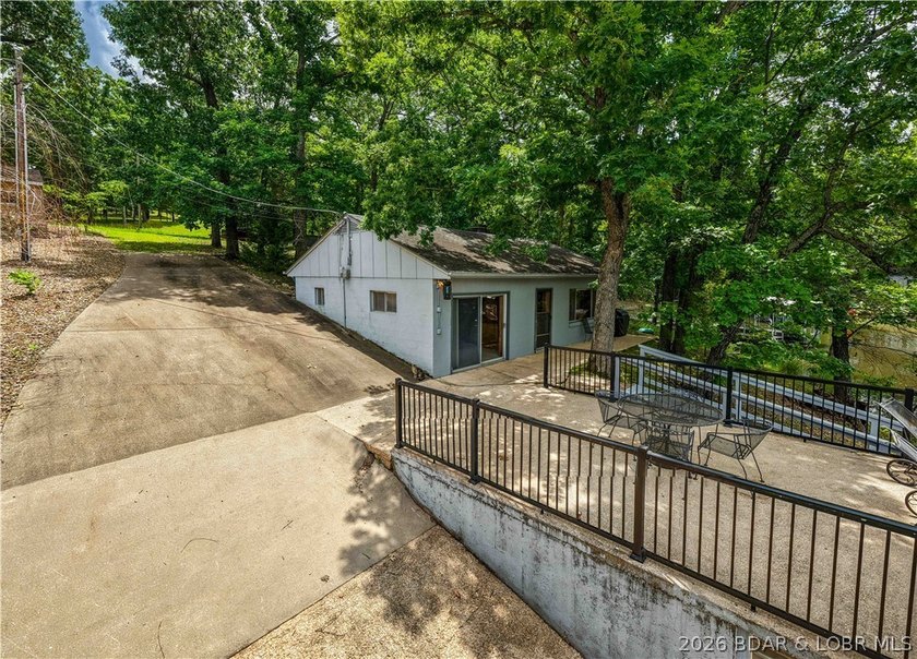 This is one of those homes that's almost impossible to find - photo 37