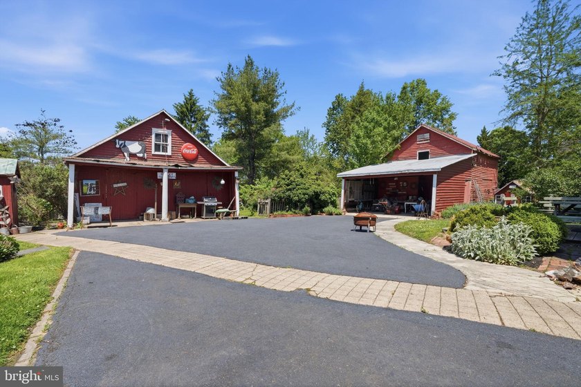 Imagine owning a home with a story to tell. 706 Old York Rd - photo 9