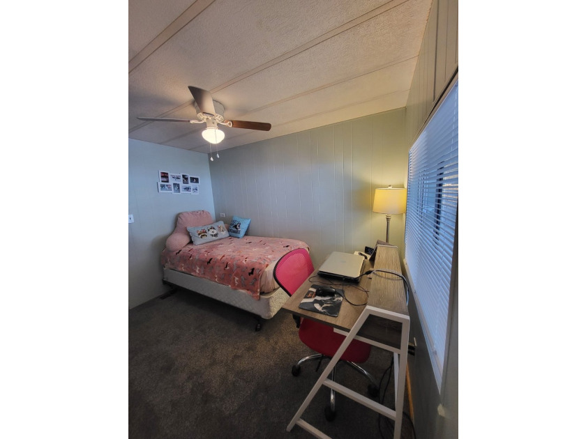 BEAUTIFULLY MAINTAINED MOVE IN READY HOME is a must see to - photo 17